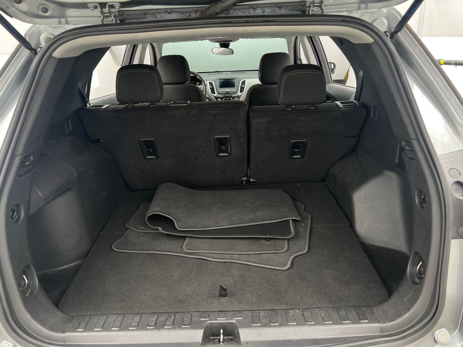 Thumbnail: 2023 Chevrolet Equinox - 7