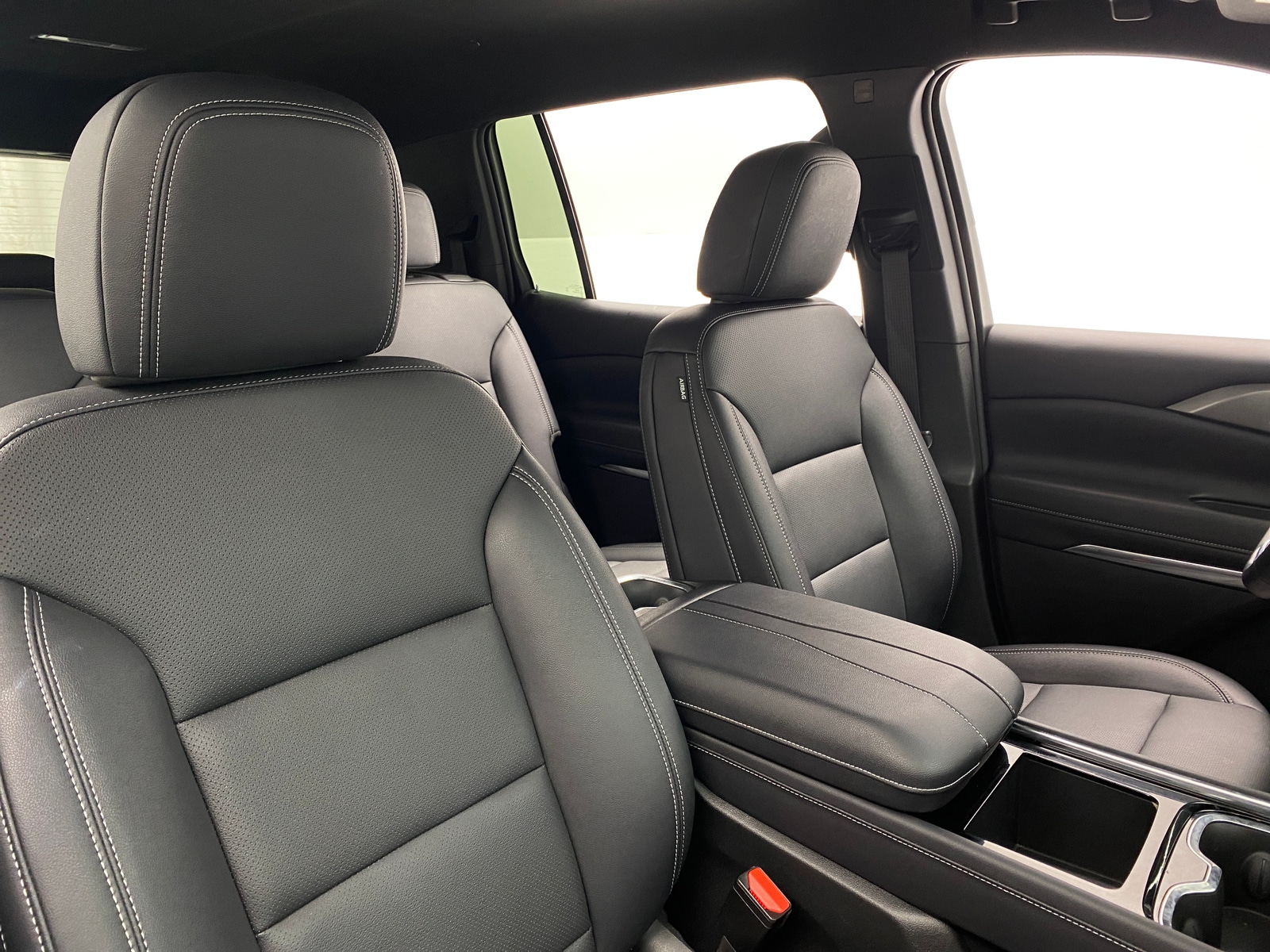 Thumbnail: 2025 Chevrolet Traverse - 2