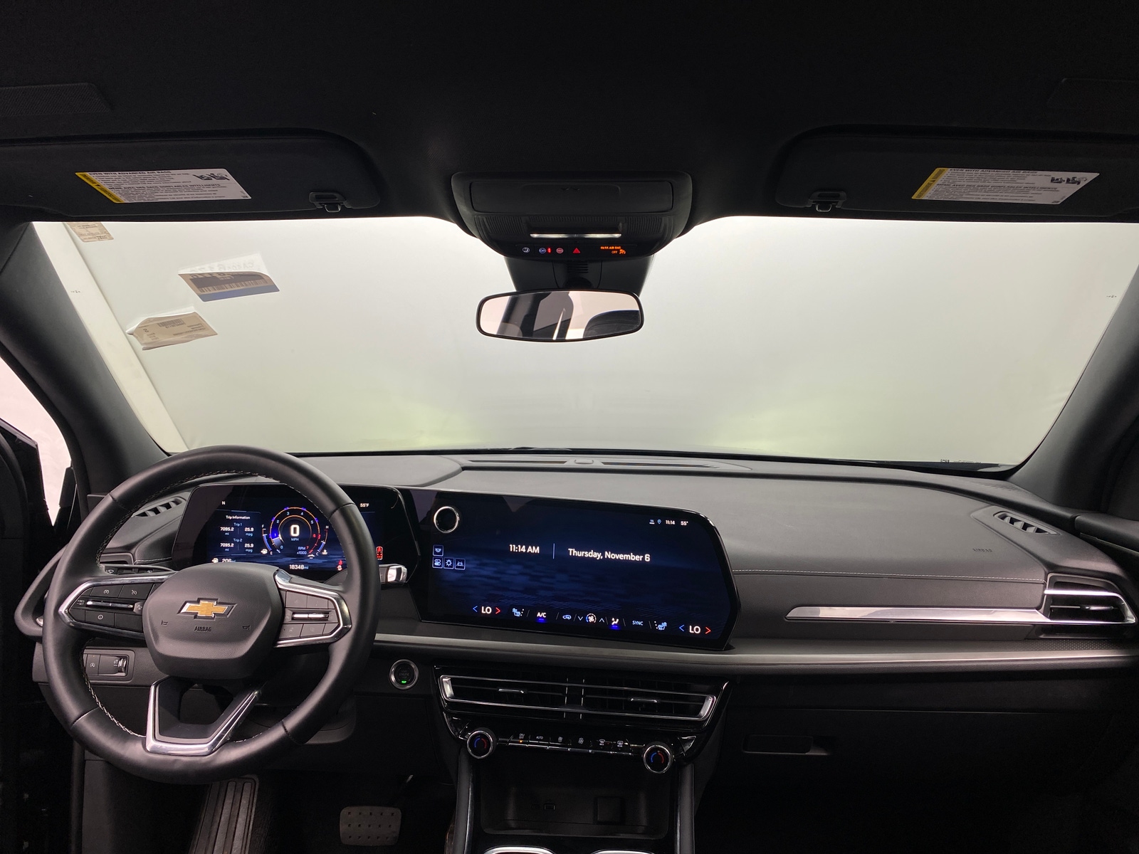 Thumbnail: 2025 Chevrolet Traverse - 3