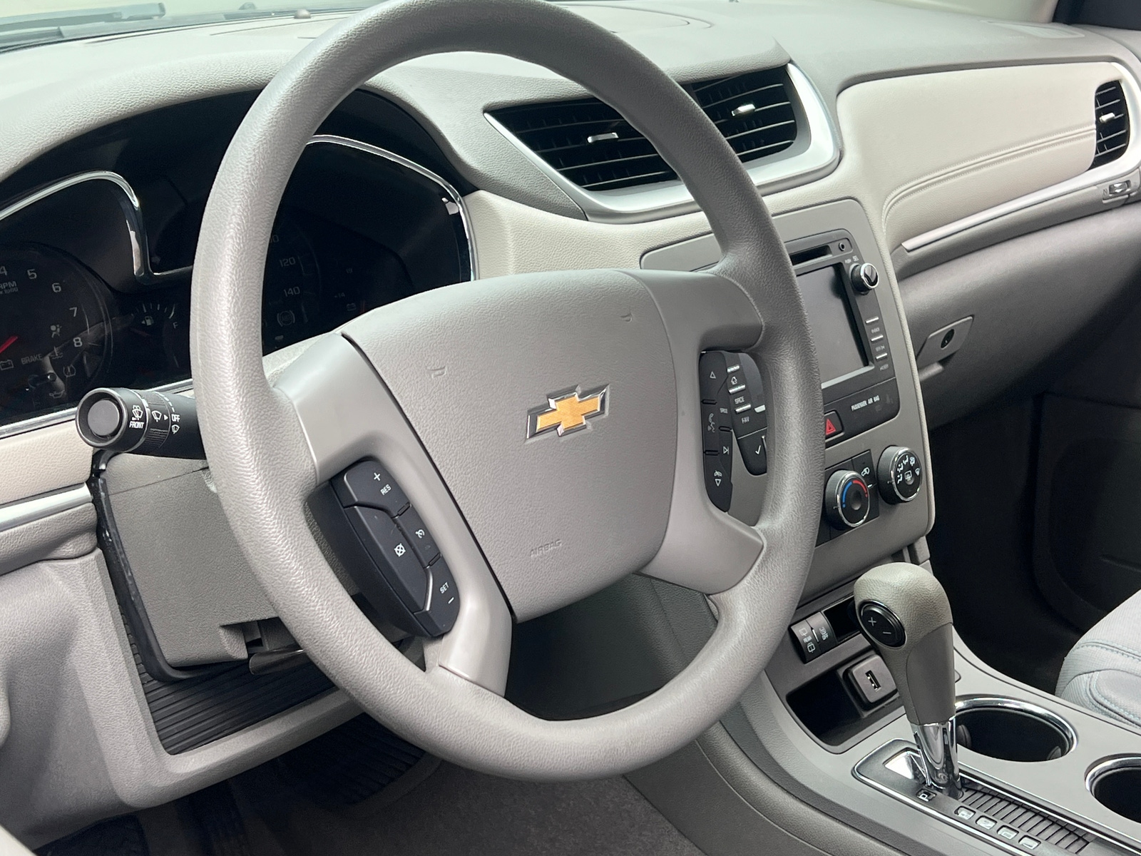 Thumbnail: 2017 Chevrolet Traverse - 5