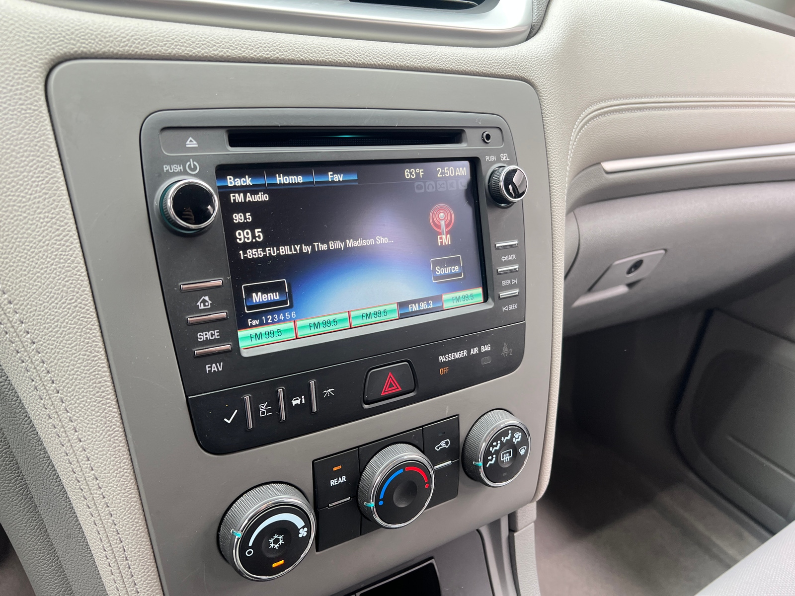 Thumbnail: 2017 Chevrolet Traverse - 4