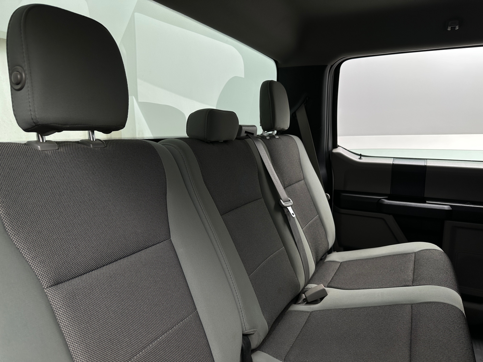 Thumbnail: 2019 Ford Econoline - 6