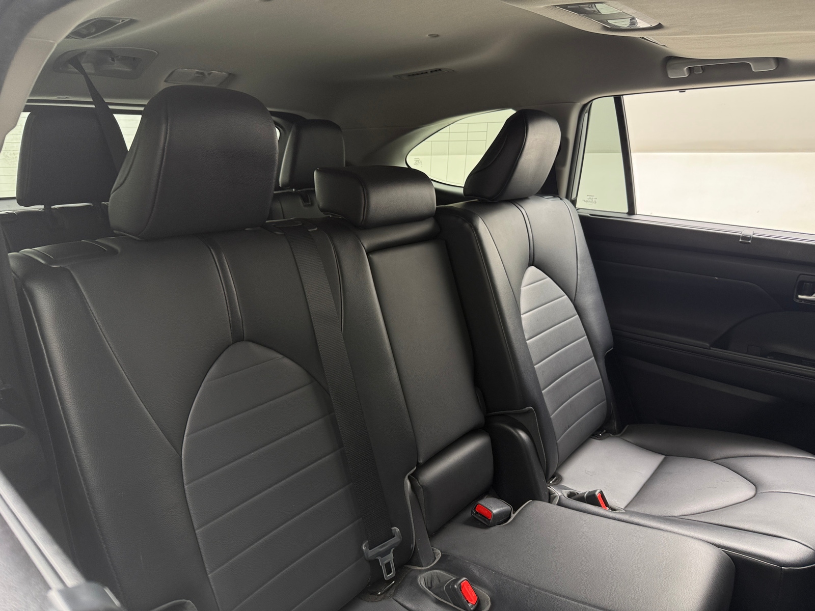 Thumbnail: 2021 Toyota Highlander - 5