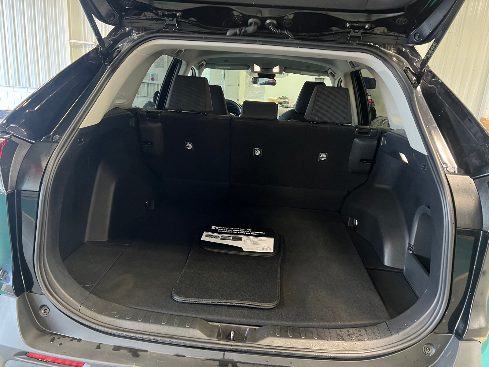 Thumbnail: 2025 Toyota RAV4 - 7