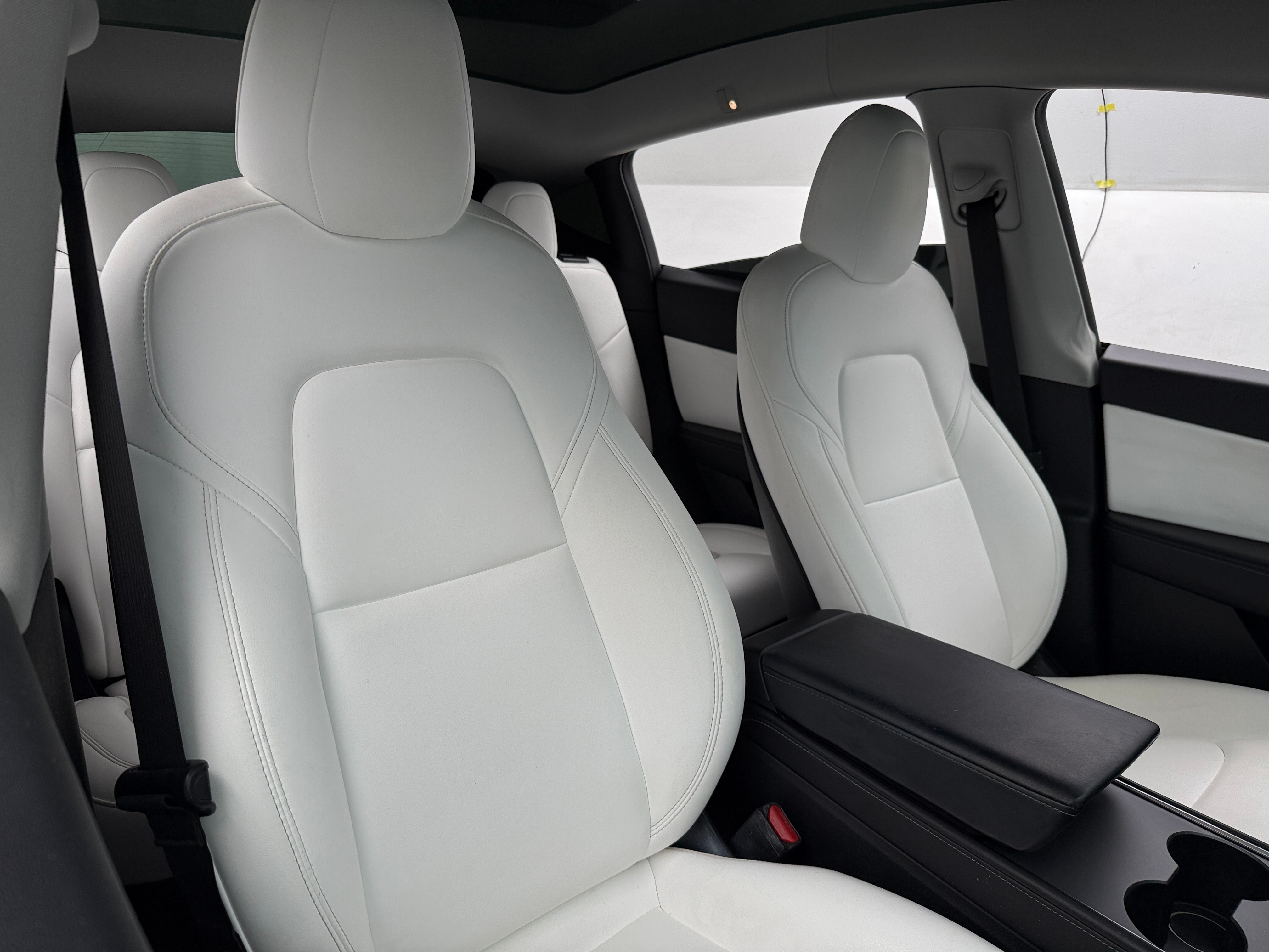 Used 2021 Tesla Model Y Long Range with VIN 5YJYGDEE2MF271160 for sale in Auburn, WA