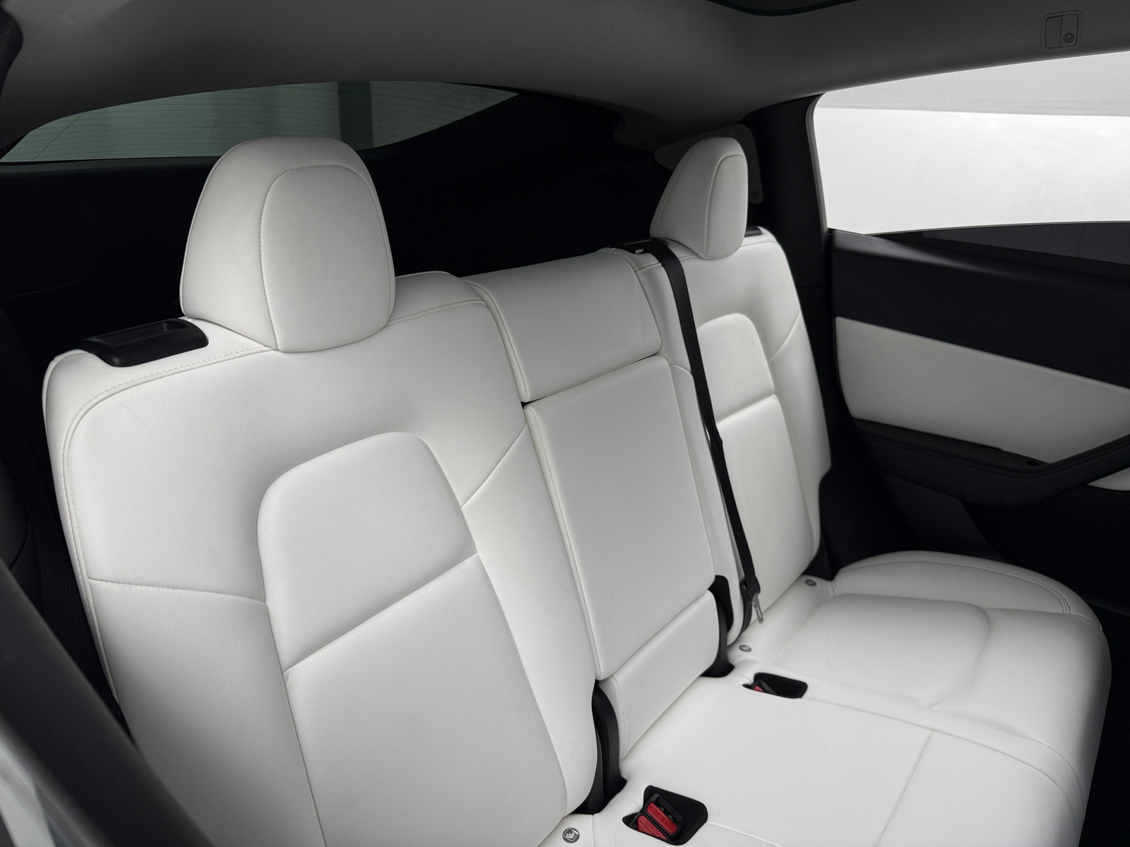 Thumbnail: 2021 Tesla Model Y - 4