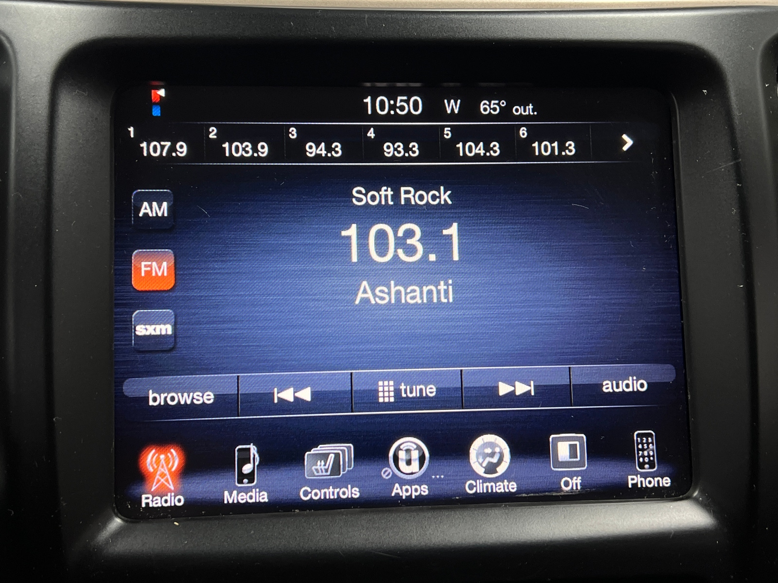 Thumbnail: 2016 Jeep Cherokee - 4