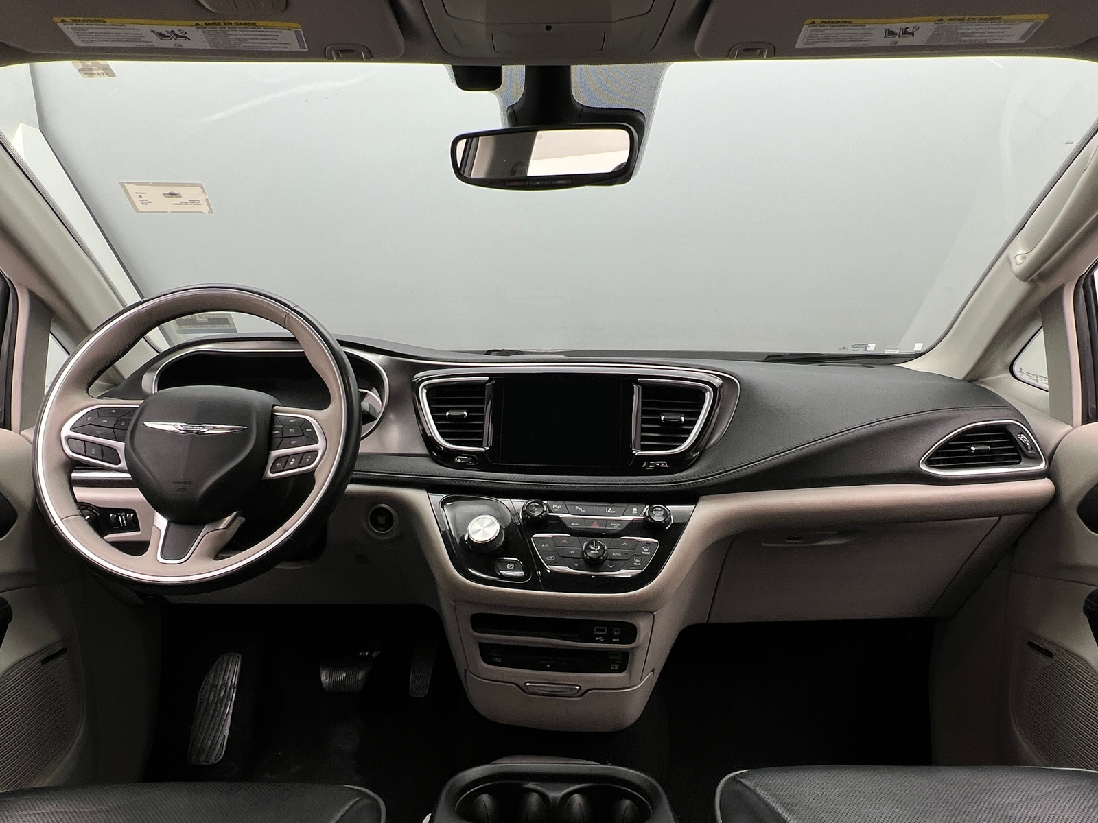 Thumbnail: 2018 Chrysler Pacifica - 2