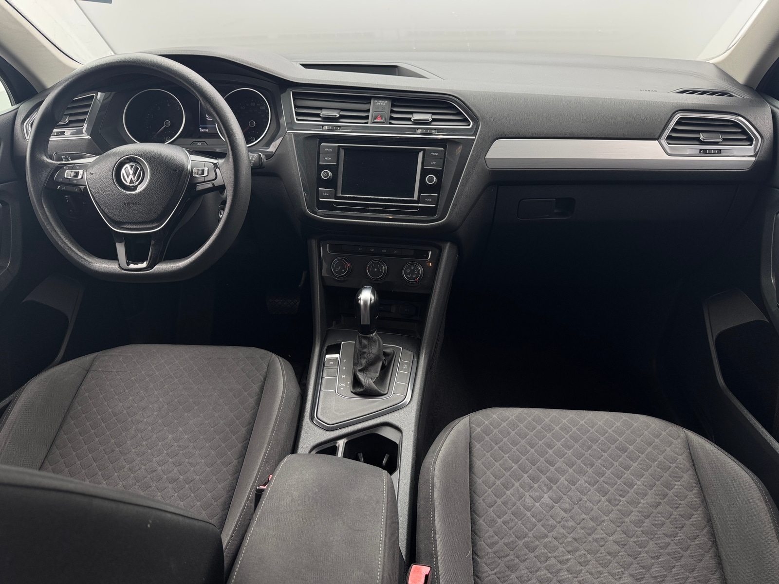 Thumbnail: 2020 Volkswagen Tiguan - 3