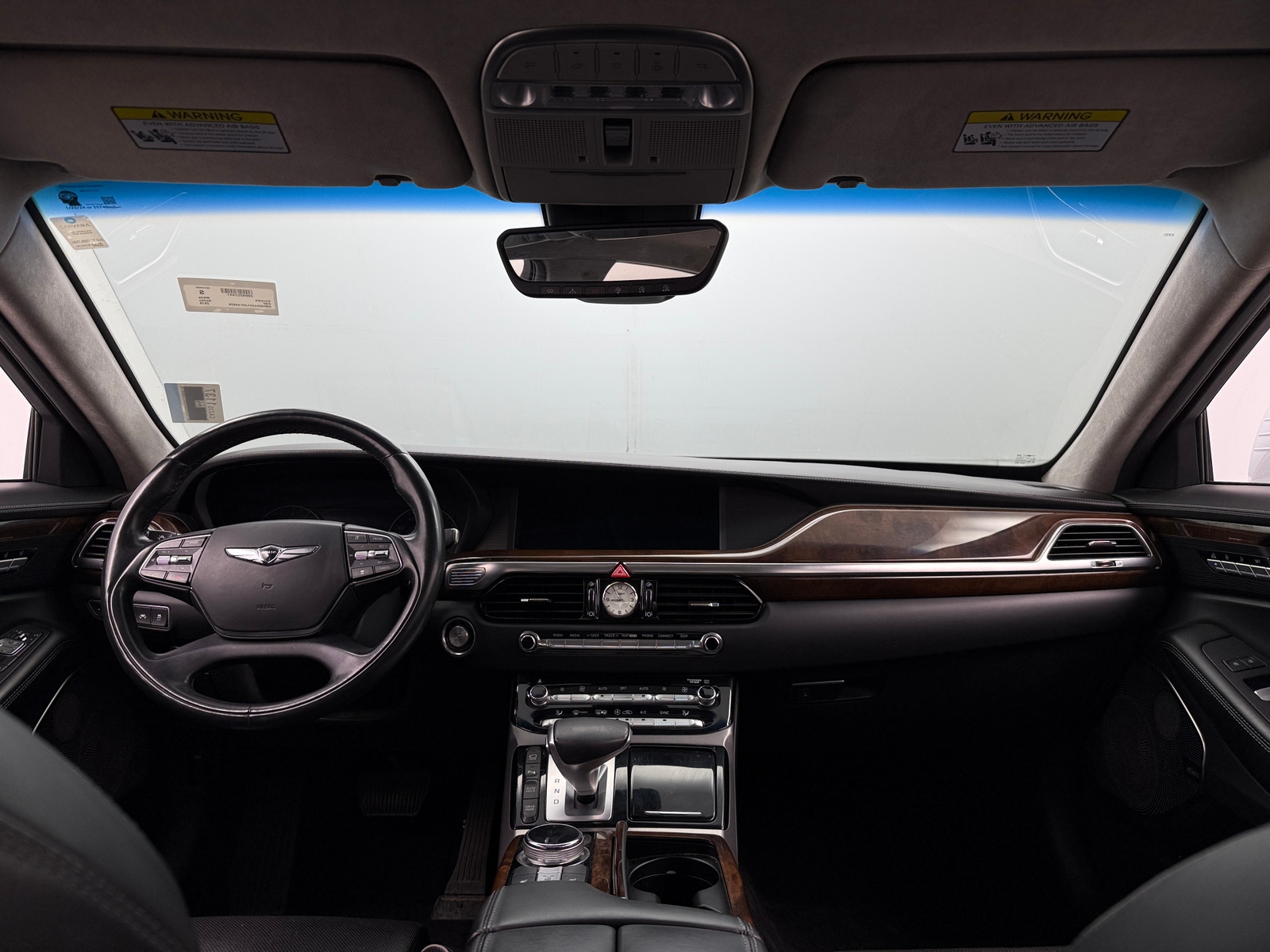 Thumbnail: 2018 Genesis G90 - 2