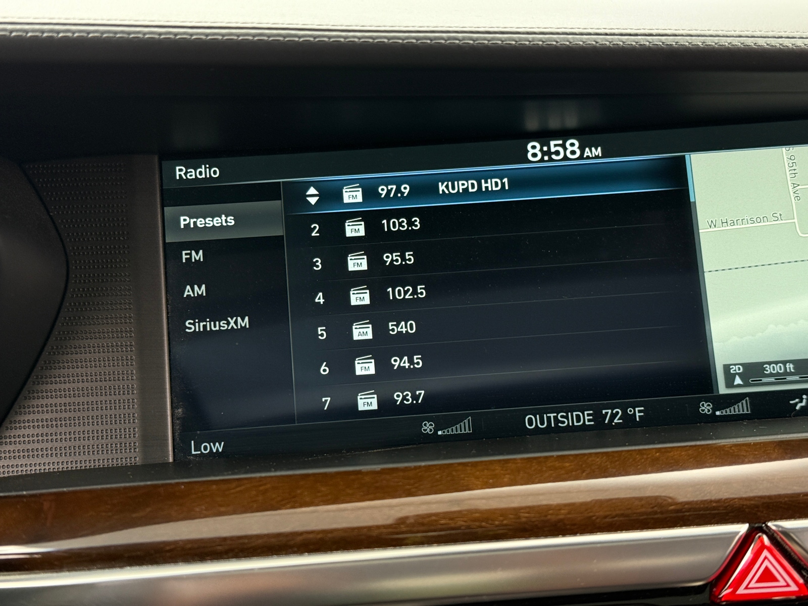 Thumbnail: 2018 Genesis G90 - 3