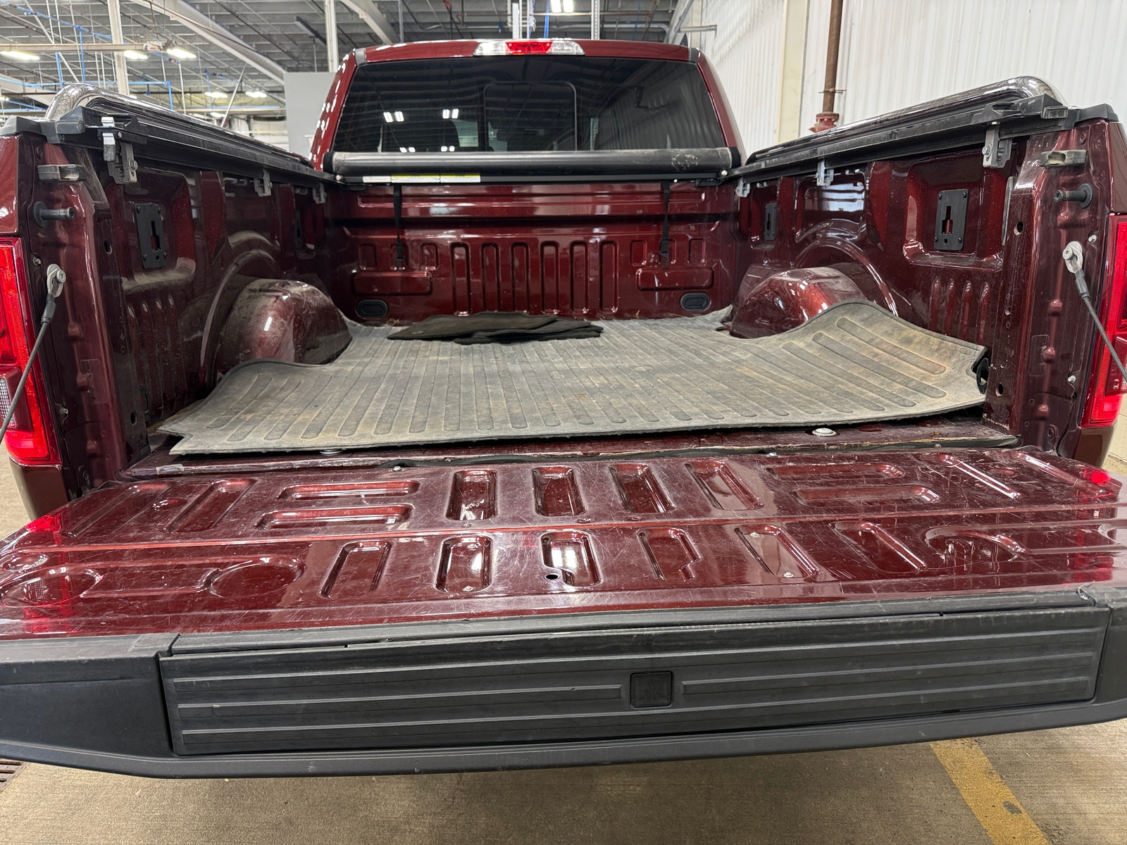 Thumbnail: 2015 Ford Econoline - 6