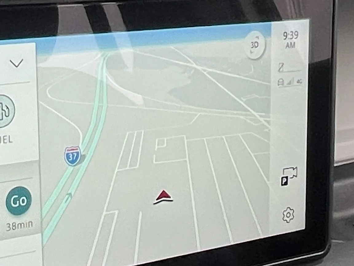 Thumbnail: 2022 Land Rover Defender - 3