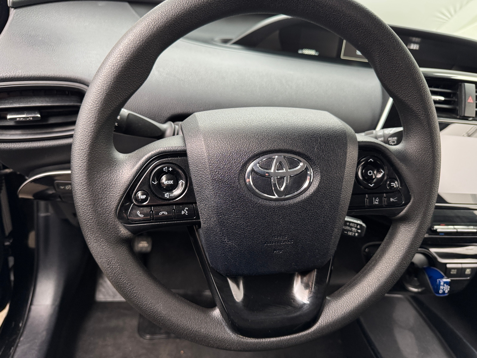 Thumbnail: 2020 Toyota Prius - 5