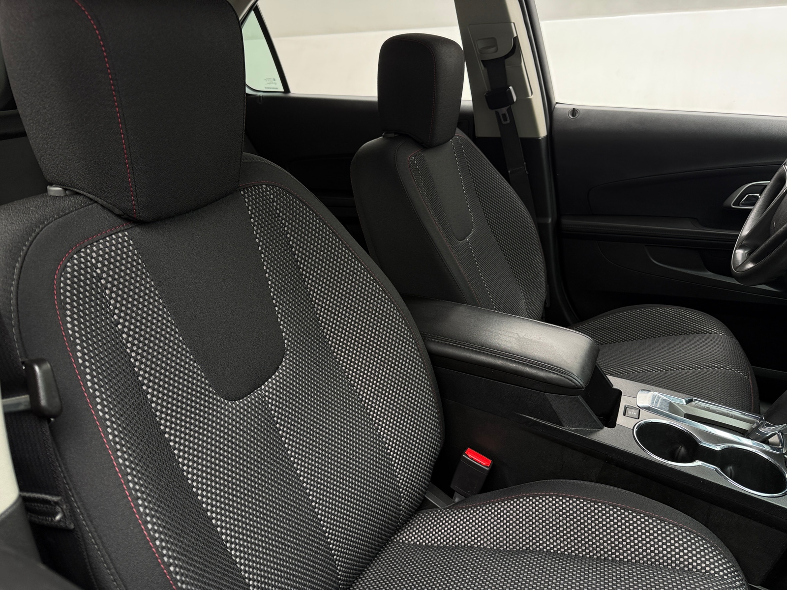 Thumbnail: 2016 Chevrolet Equinox - 2