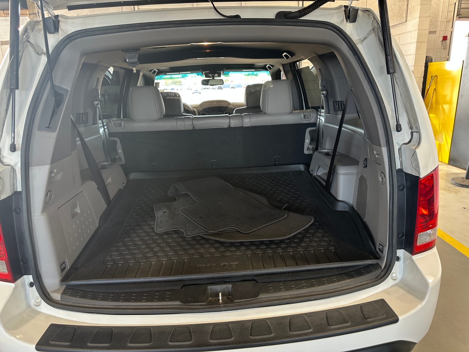 Thumbnail: 2015 Honda Pilot - 6