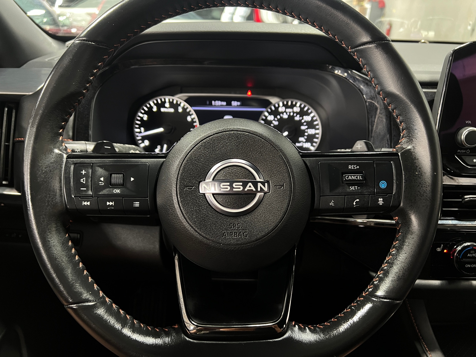 Thumbnail: 2023 Nissan Pathfinder - 4