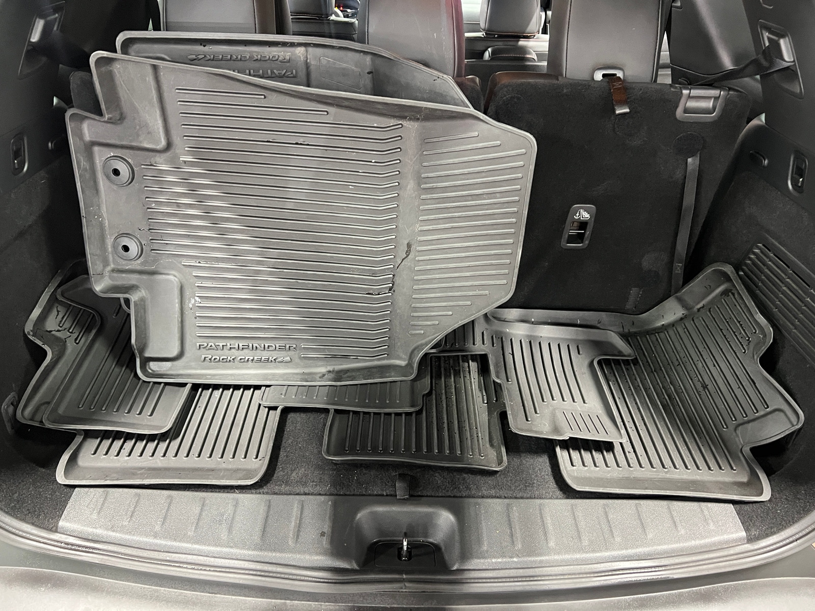 Thumbnail: 2023 Nissan Pathfinder - 6