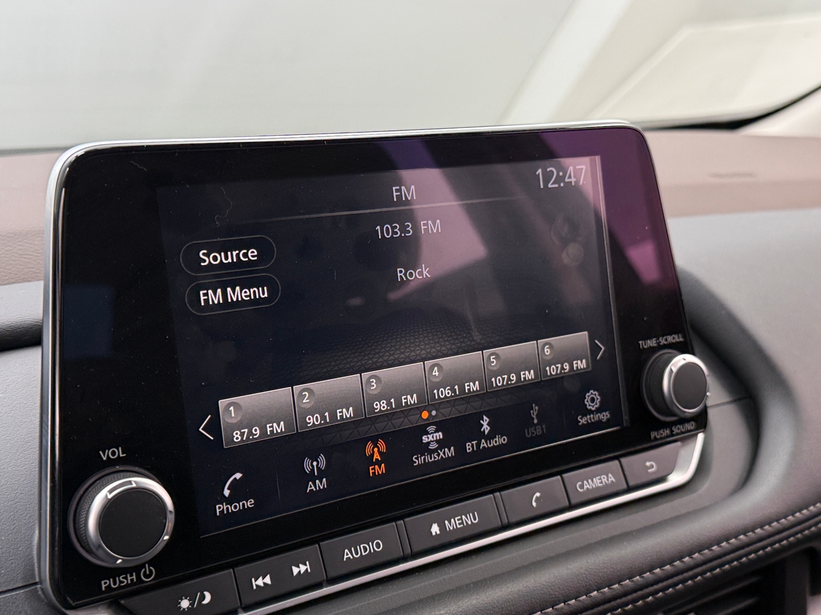 Thumbnail: 2023 Nissan Rogue - 4