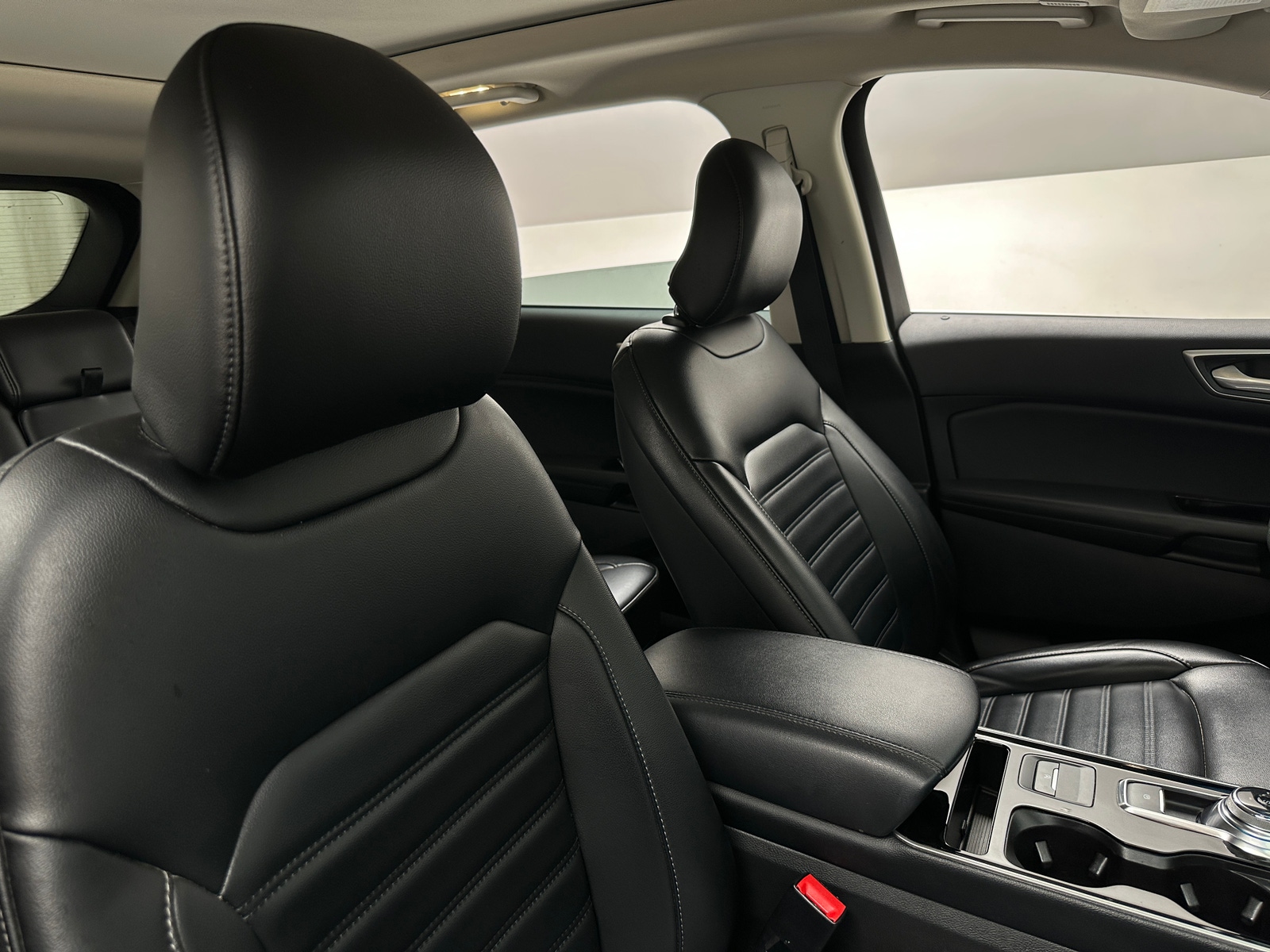 Thumbnail: 2019 Ford Edge - 2