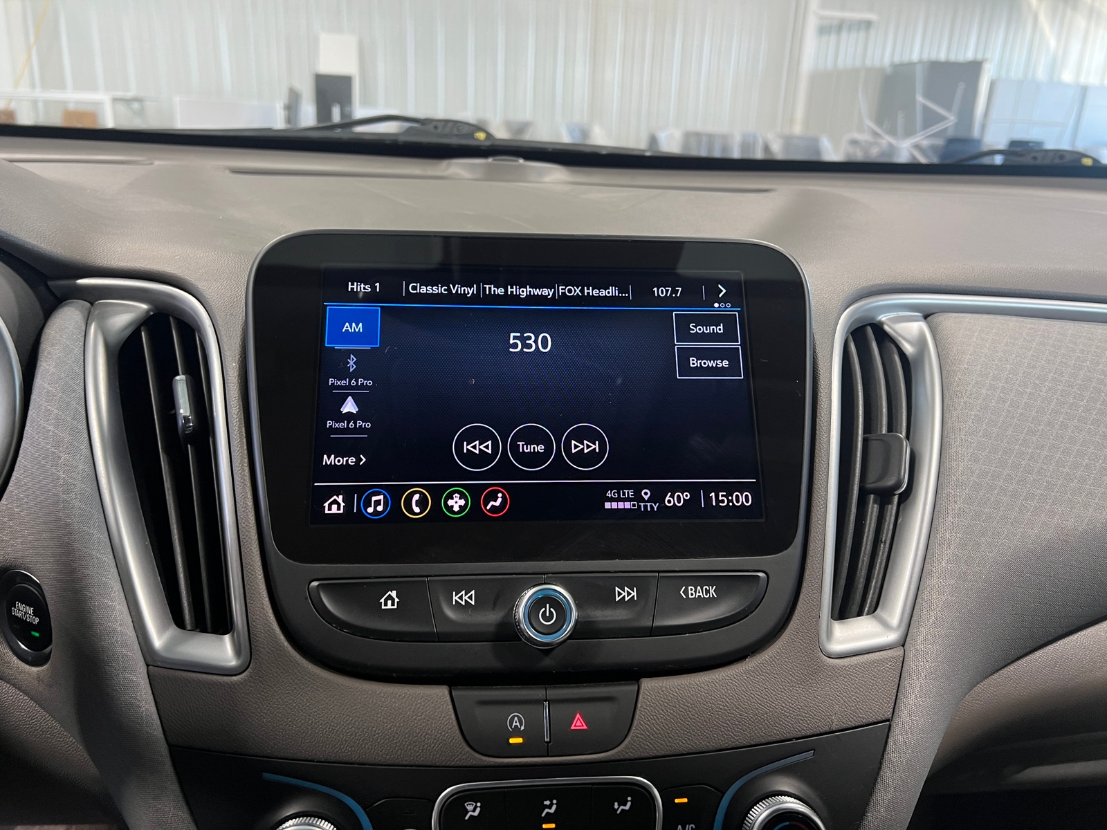 Thumbnail: 2025 Chevrolet Malibu - 4