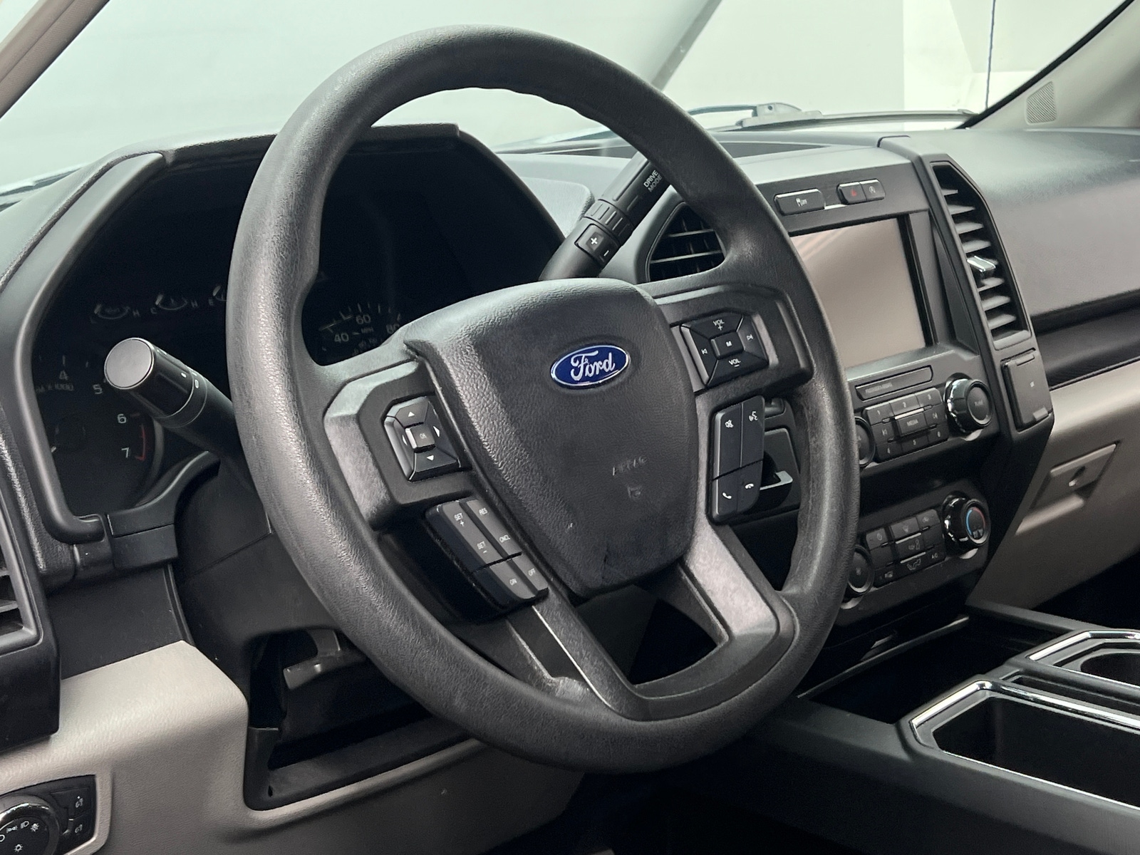 Thumbnail: 2020 Ford Econoline - 5