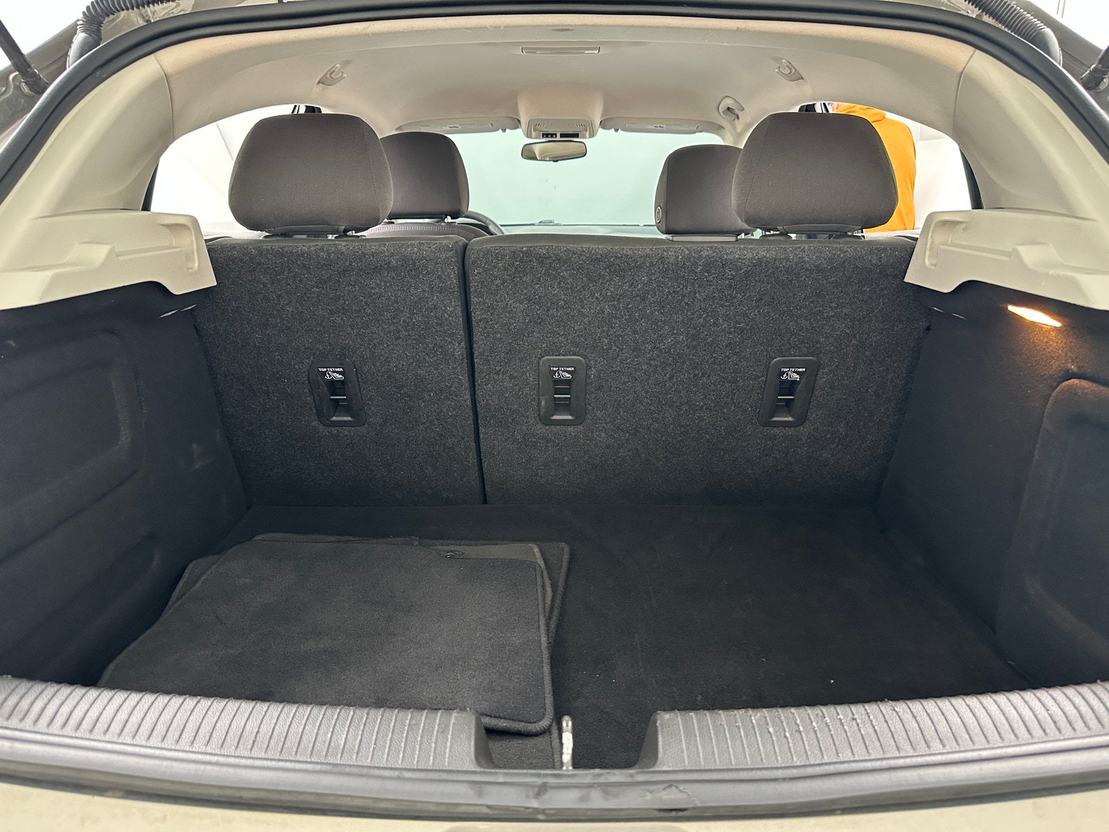 Thumbnail: 2018 Chevrolet Cruze - 7