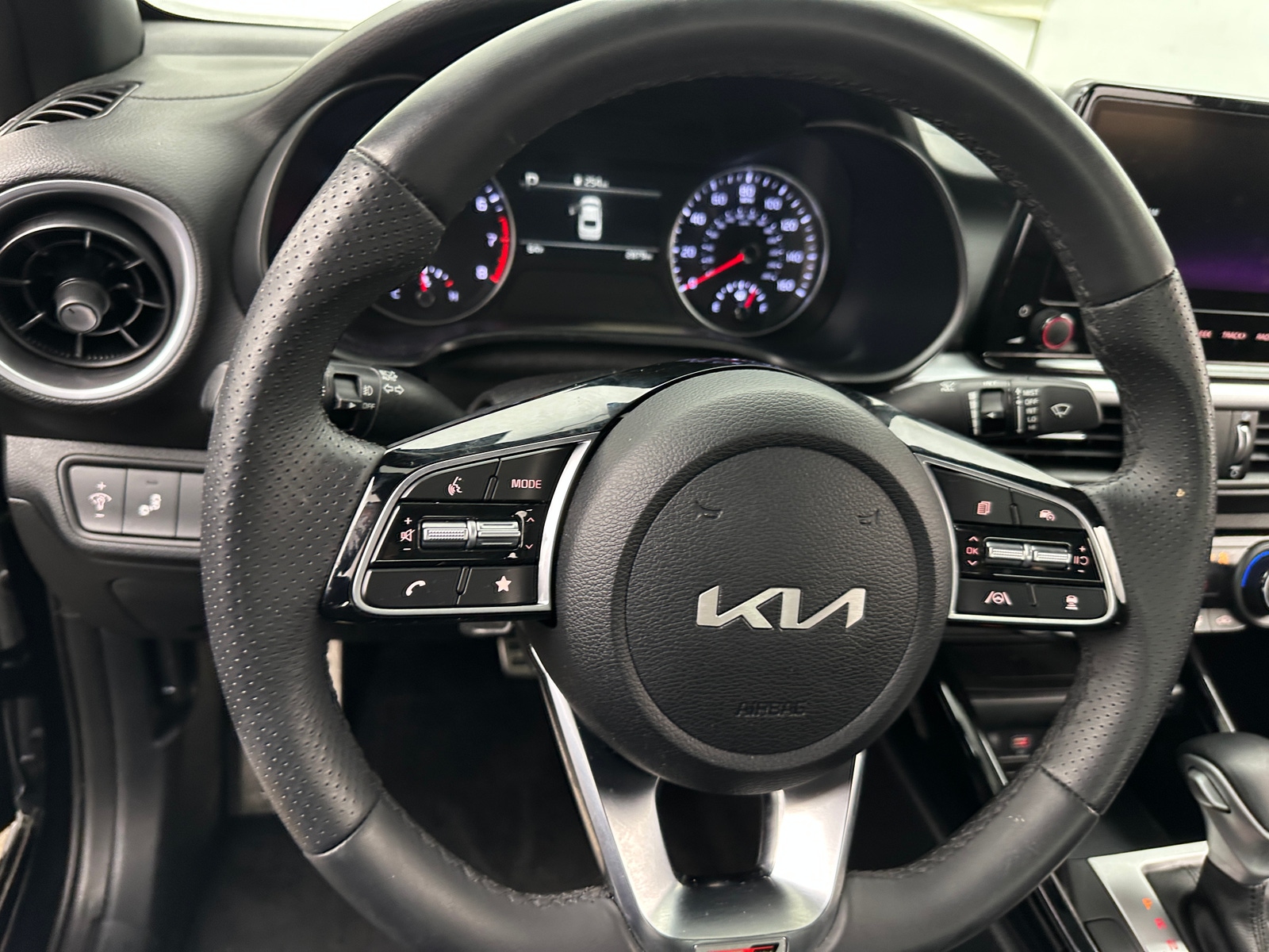 Thumbnail: 2024 Kia Forte - 5