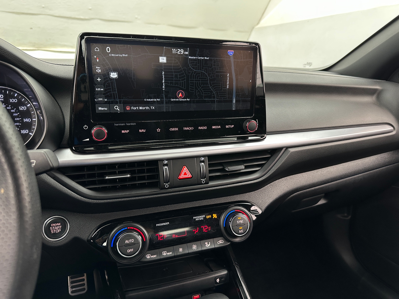 Thumbnail: 2024 Kia Forte - 4