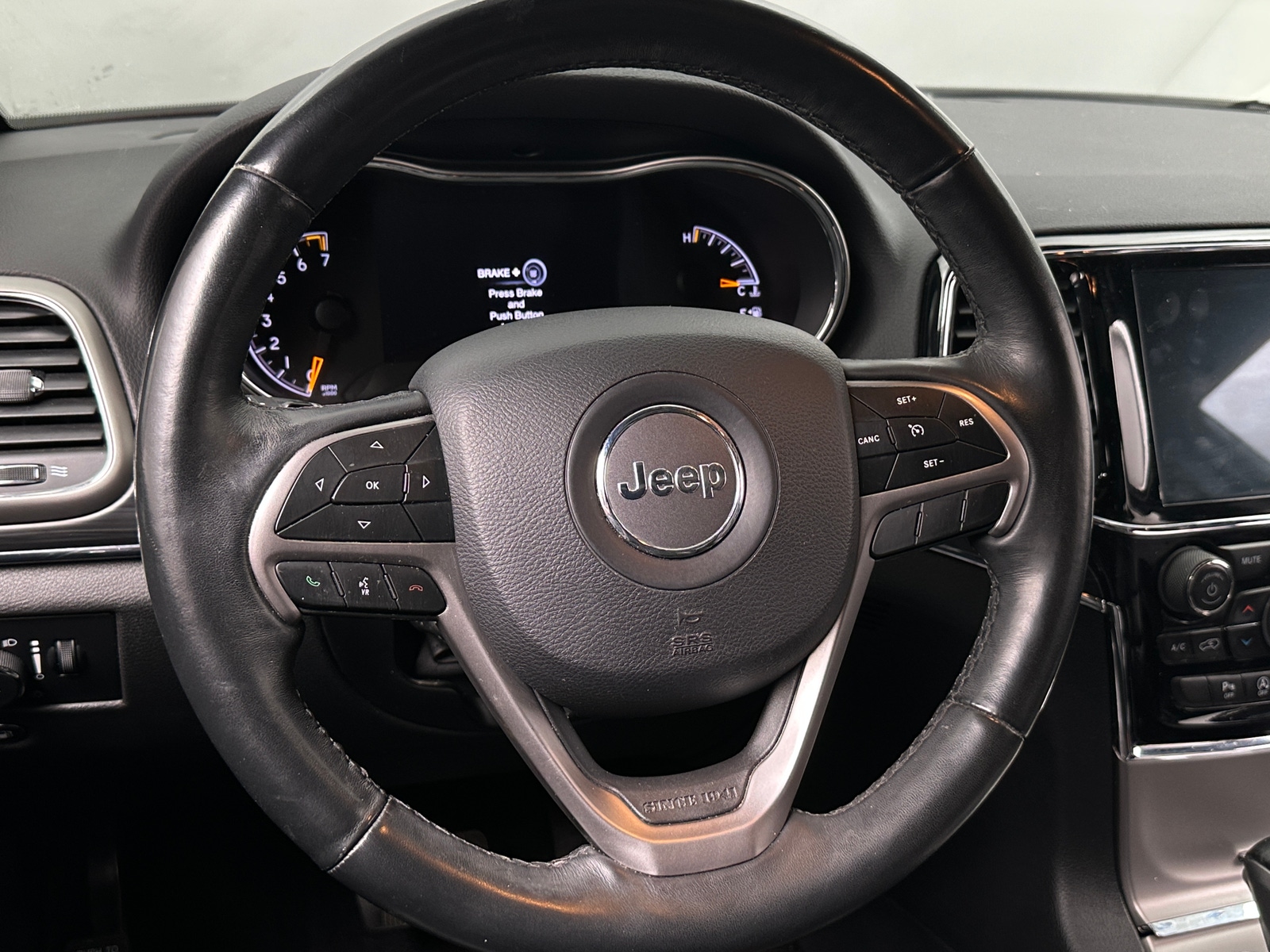 Thumbnail: 2019 Jeep Grand Cherokee - 4