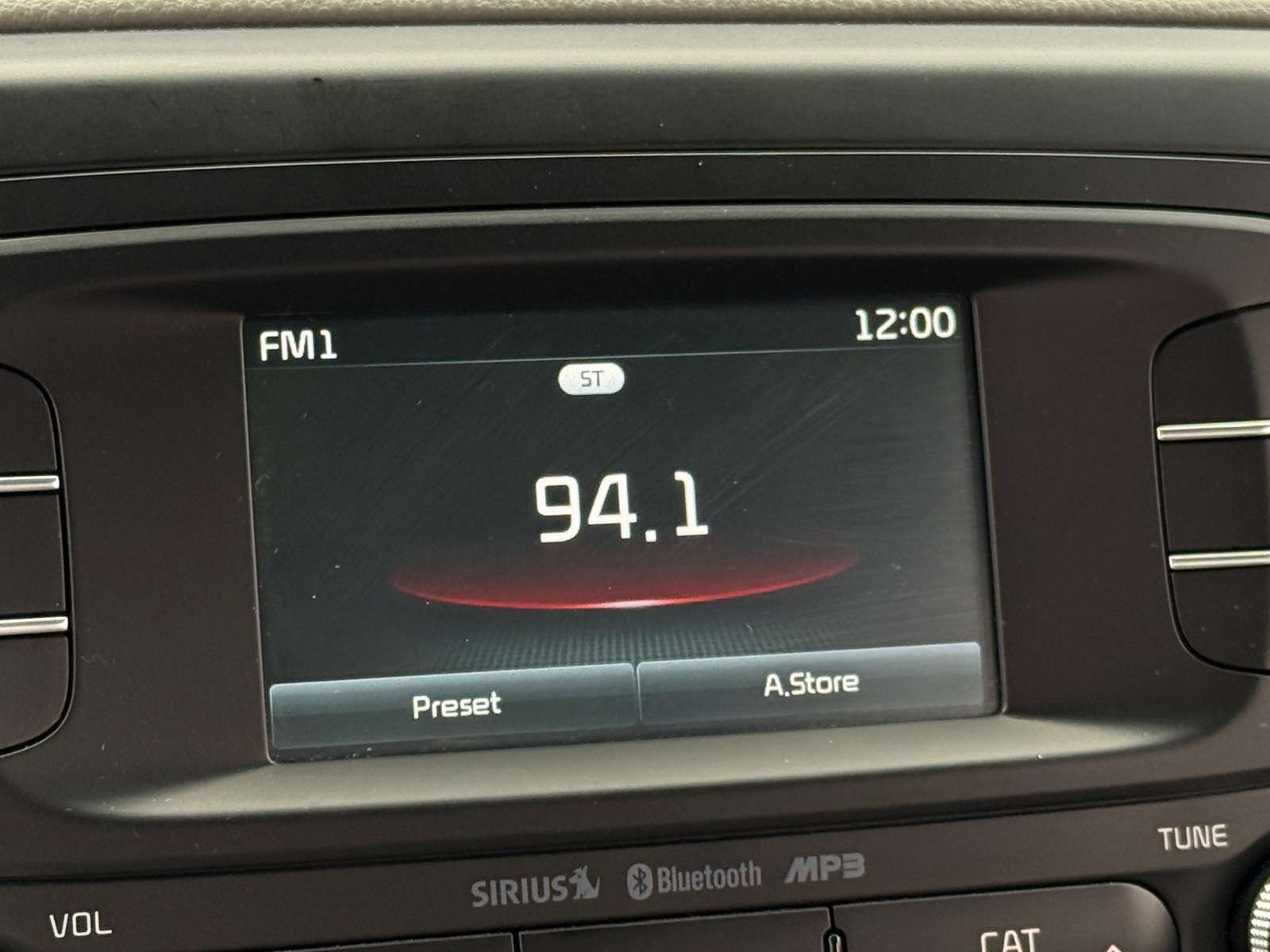 Thumbnail: 2016 Kia Soul - 4