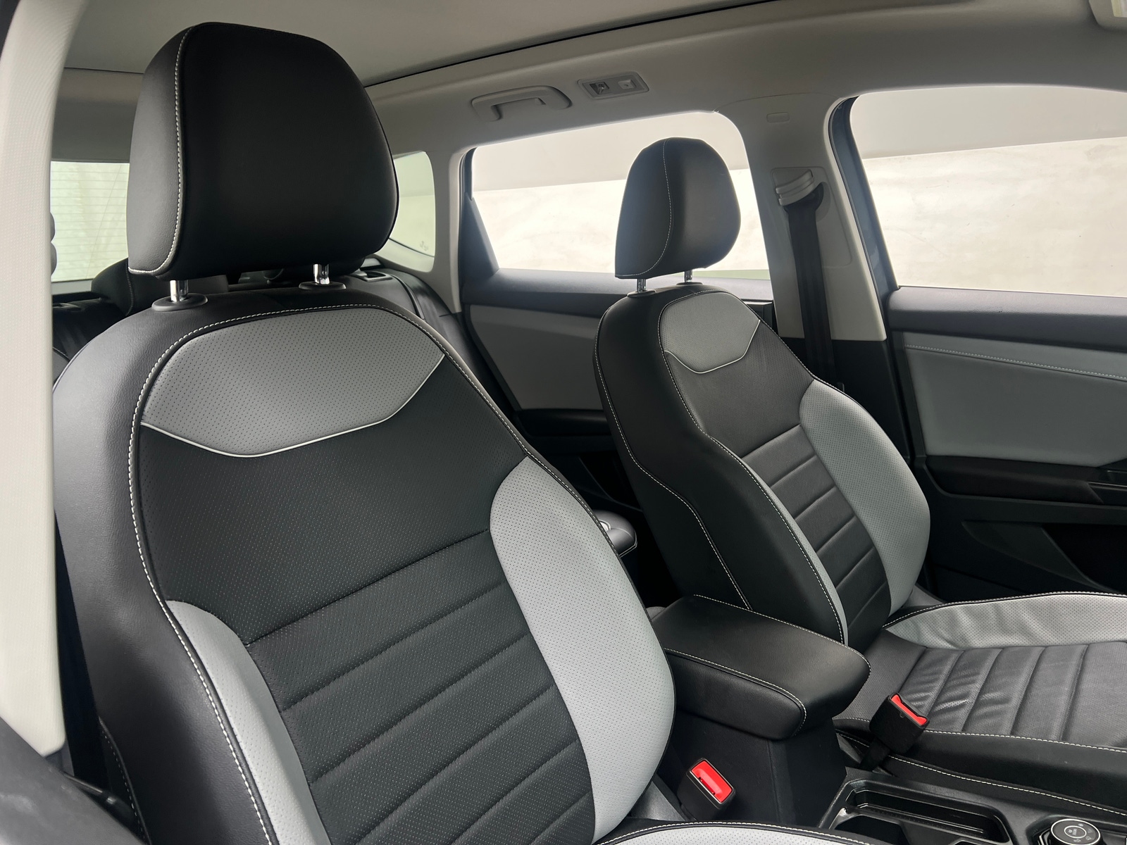 Thumbnail: 2023 Volkswagen Taos - 2