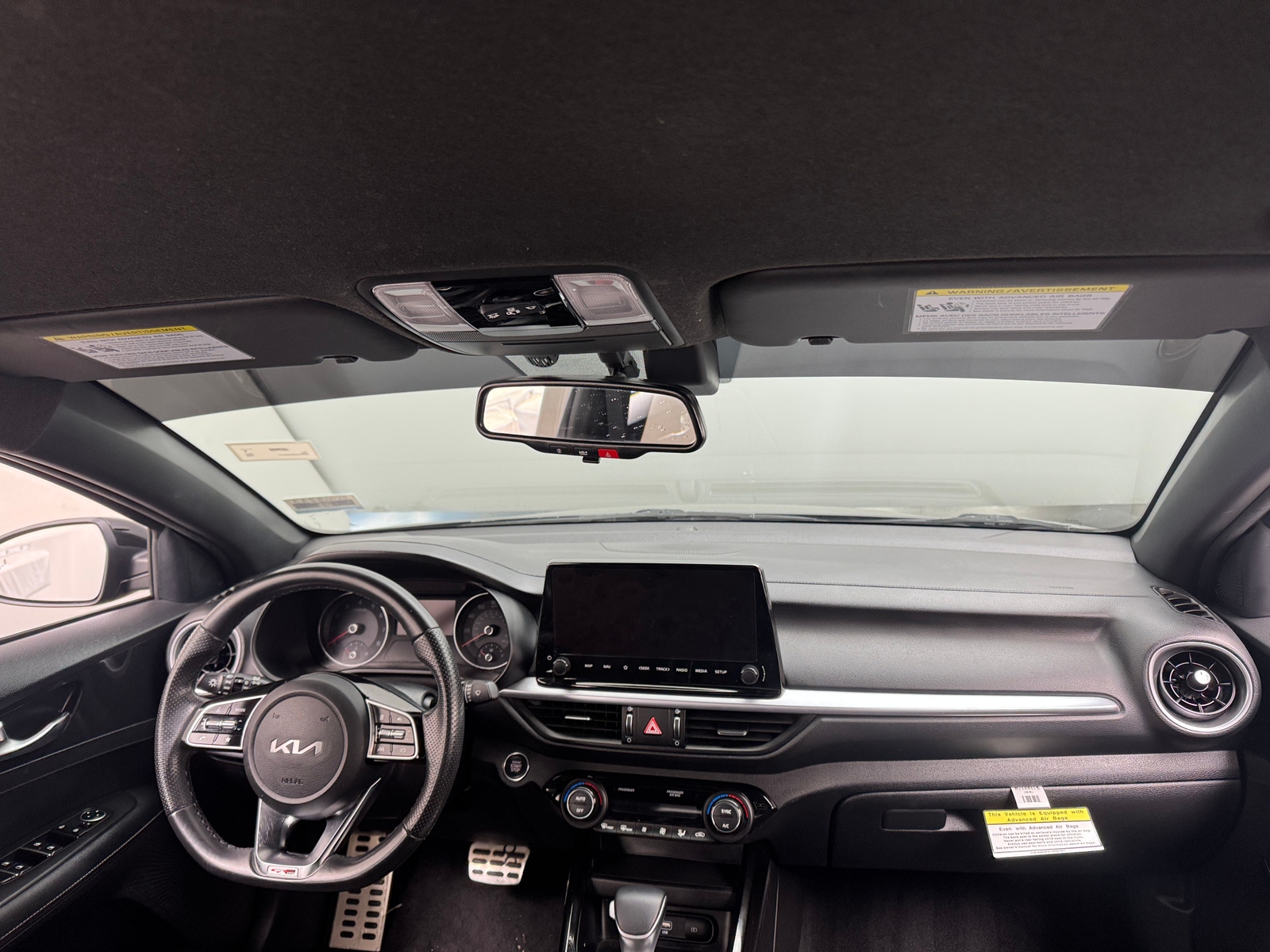 Thumbnail: 2023 Kia Forte - 3