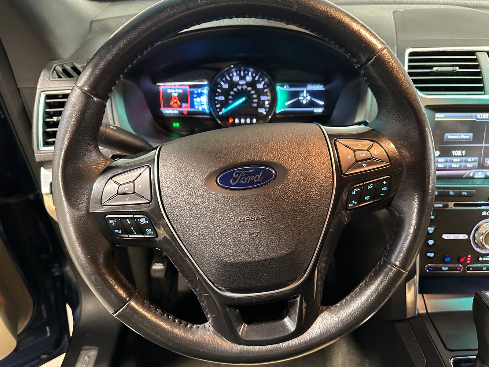 Thumbnail: 2016 Ford Explorer - 4