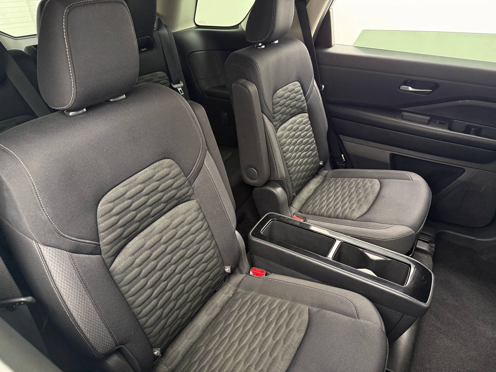 Thumbnail: 2022 Nissan Pathfinder - 6