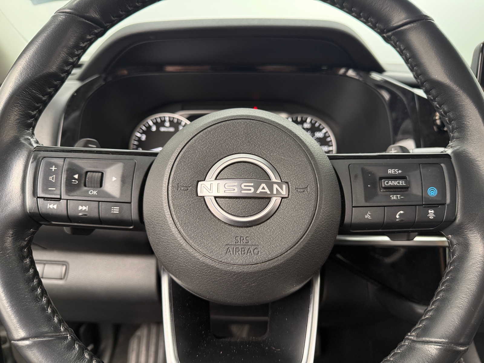 Thumbnail: 2022 Nissan Pathfinder - 5