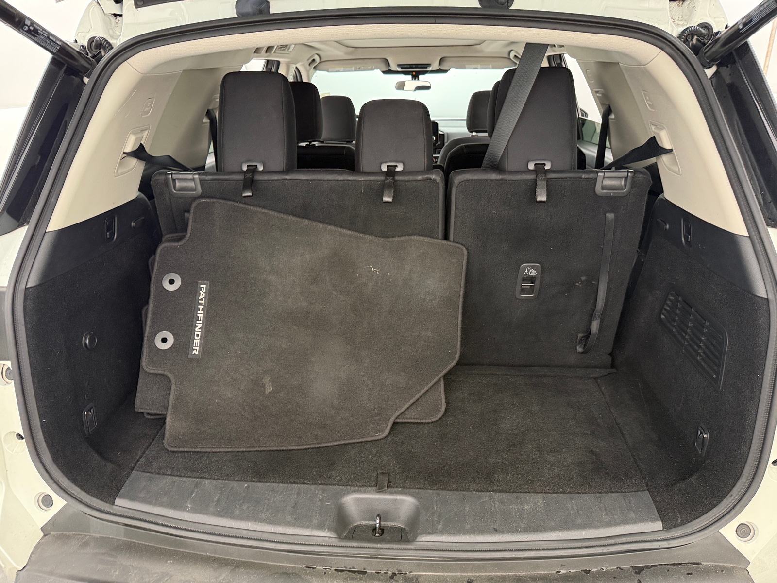 Thumbnail: 2022 Nissan Pathfinder - 7