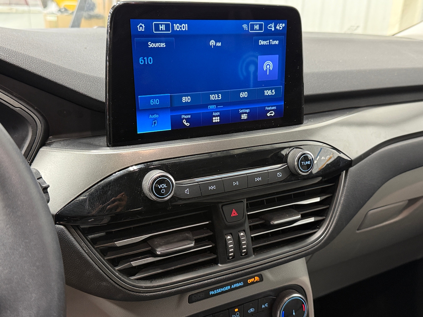 Thumbnail: 2023 Ford Escape - 4