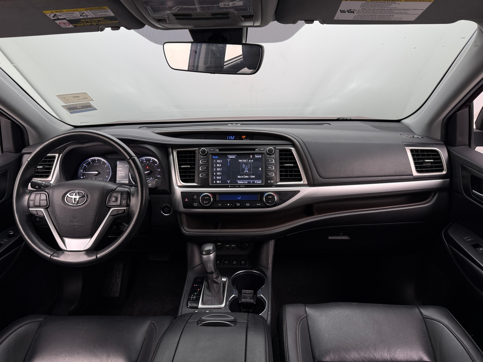 Thumbnail: 2019 Toyota Highlander - 2