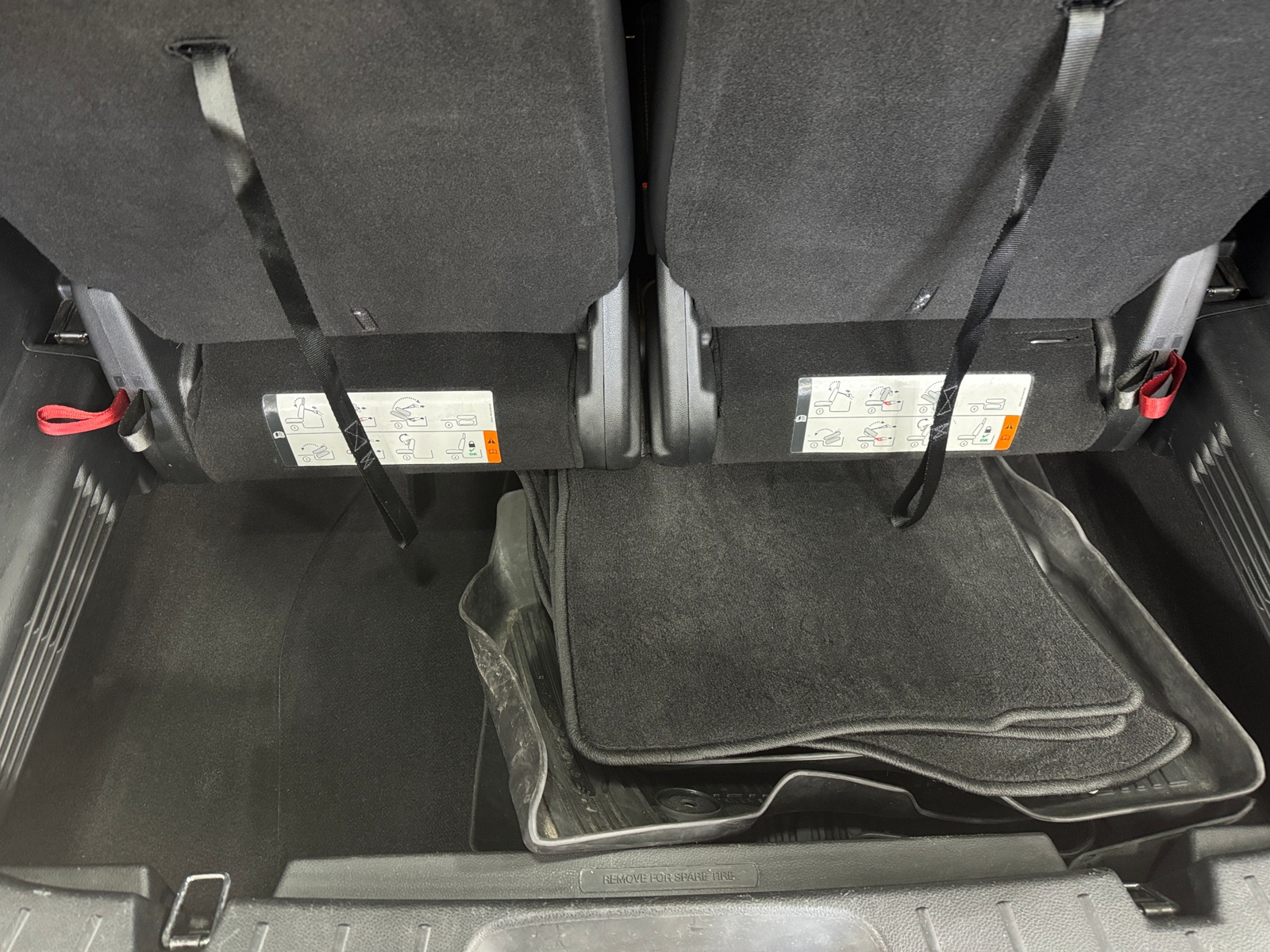 Thumbnail: 2019 Ford Explorer - 7