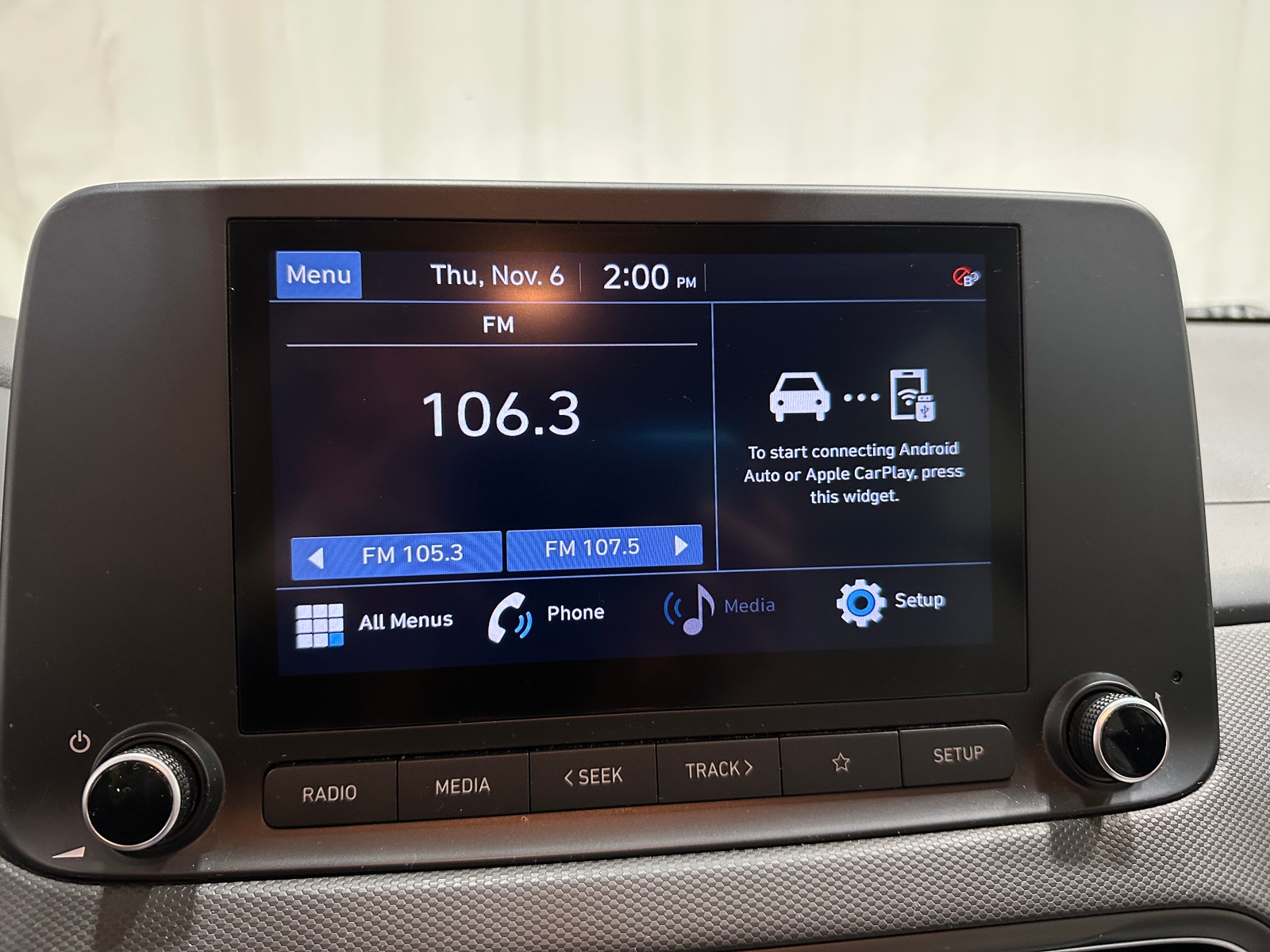 Thumbnail: 2022 Hyundai Kona - 4