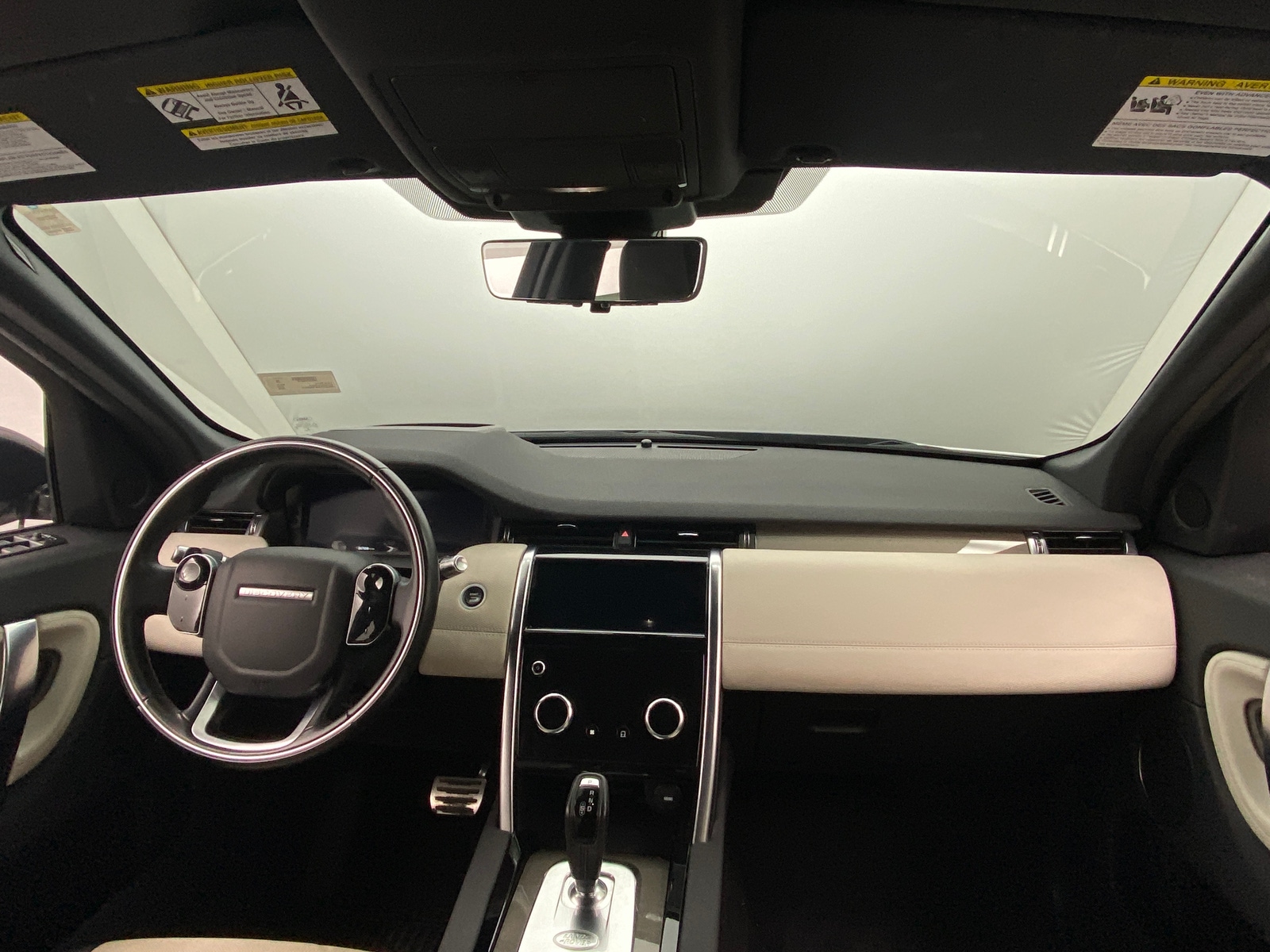 Thumbnail: 2020 Land Rover Discovery Sport - 2