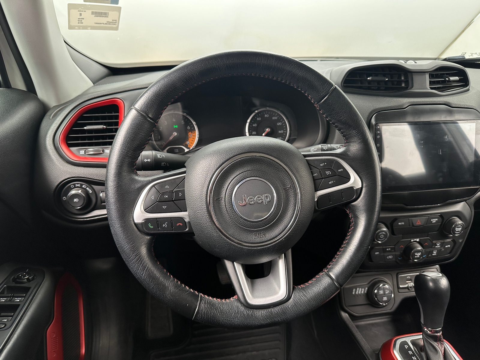 Thumbnail: 2018 Jeep Renegade - 5