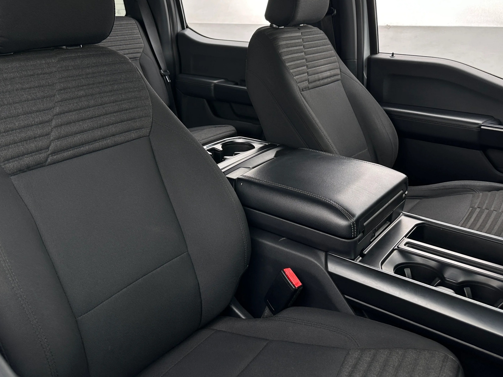 Thumbnail: 2022 Ford Econoline - 2