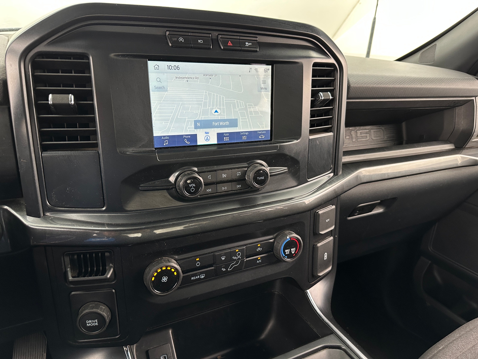 Thumbnail: 2022 Ford Econoline - 4