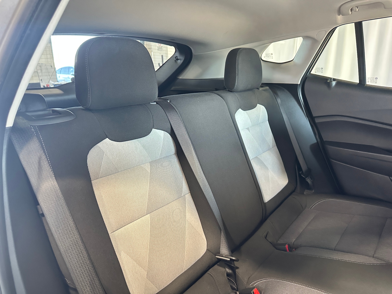 Thumbnail: 2024 Chevrolet Trax - 6