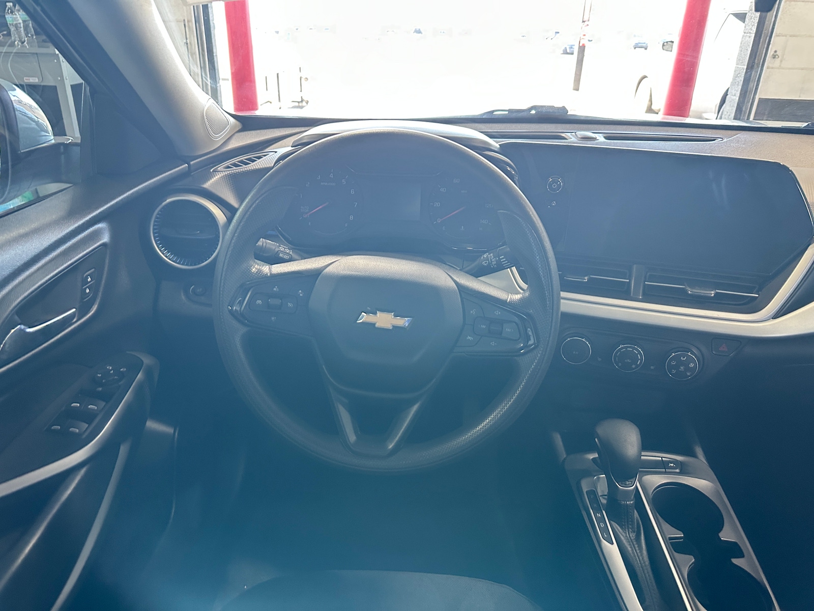 Thumbnail: 2024 Chevrolet Trax - 5