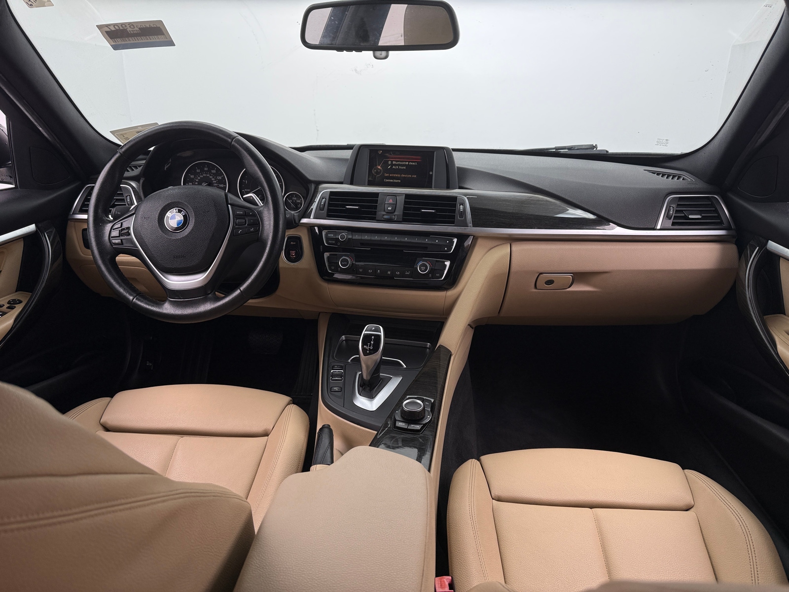 Thumbnail: 2017 BMW 3 Series - 2