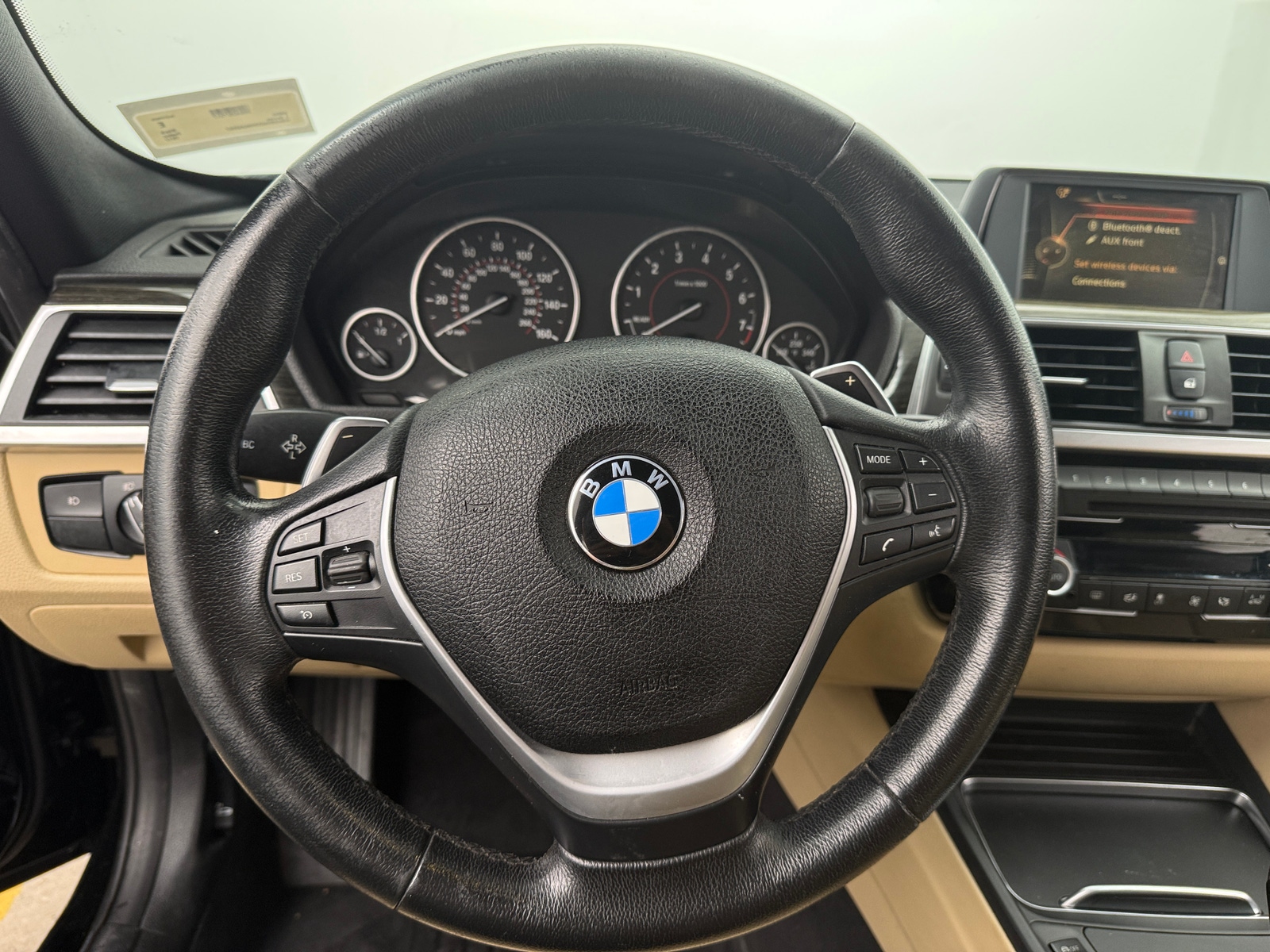 Thumbnail: 2017 BMW 3 Series - 4