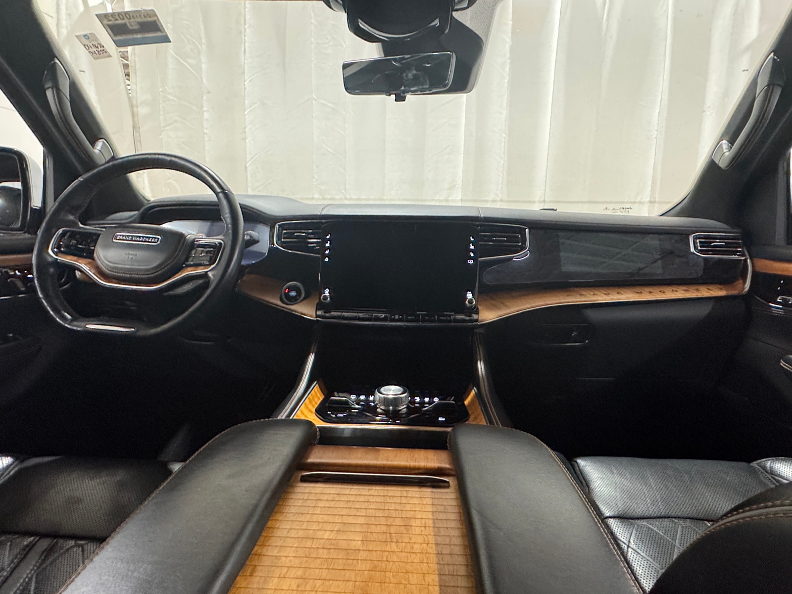 Thumbnail: 2022 Jeep Grand Wagoneer - 2